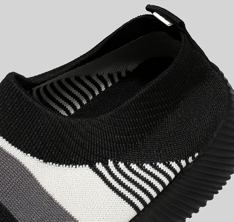Damen Slip-On Sneaker – Hochwertige Freizeitschuhe | Bequeme Loafer für Spaziergänge | Übergrößen bis 44 Kaufschwan®