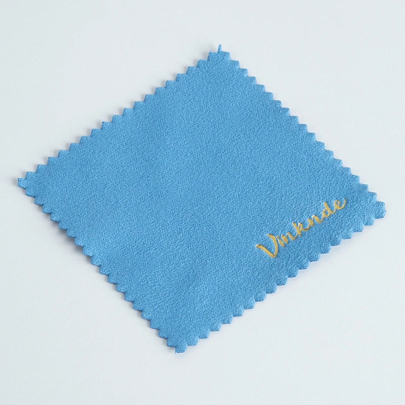 50 Stück Silber Poliertücher mit geprägtem Logo – 8×8cm Mikrofaser-Wildleder Stoff | Schmuckreiniger für Silber, Gold & Accessoires Kaufschwan® Dunkelblau Mit Logo
