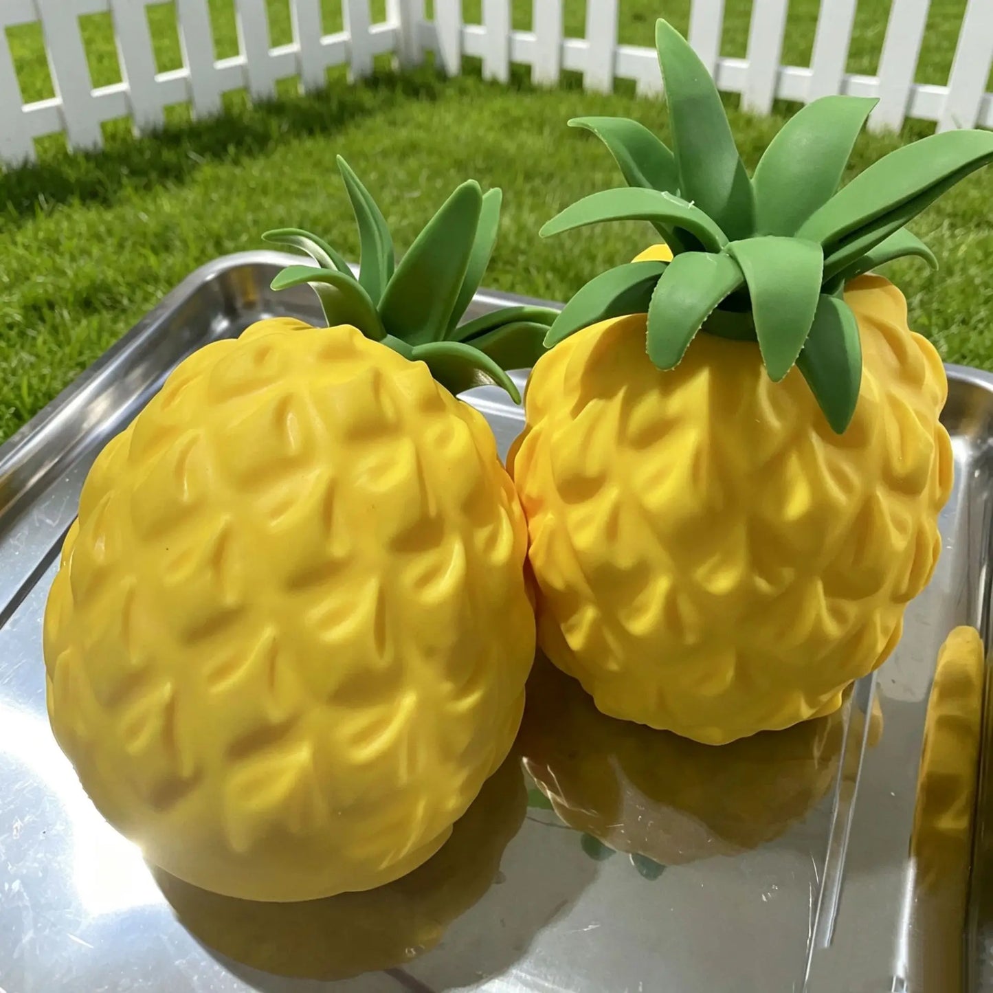 Jumbo Ananas-Squishy-Stressball – Weiches Slow-Rising Knautsch-, Fidget- & Sensorikspielzeug zum Stressabbau, Schreibtisch-Accessoire & Partygeschenk