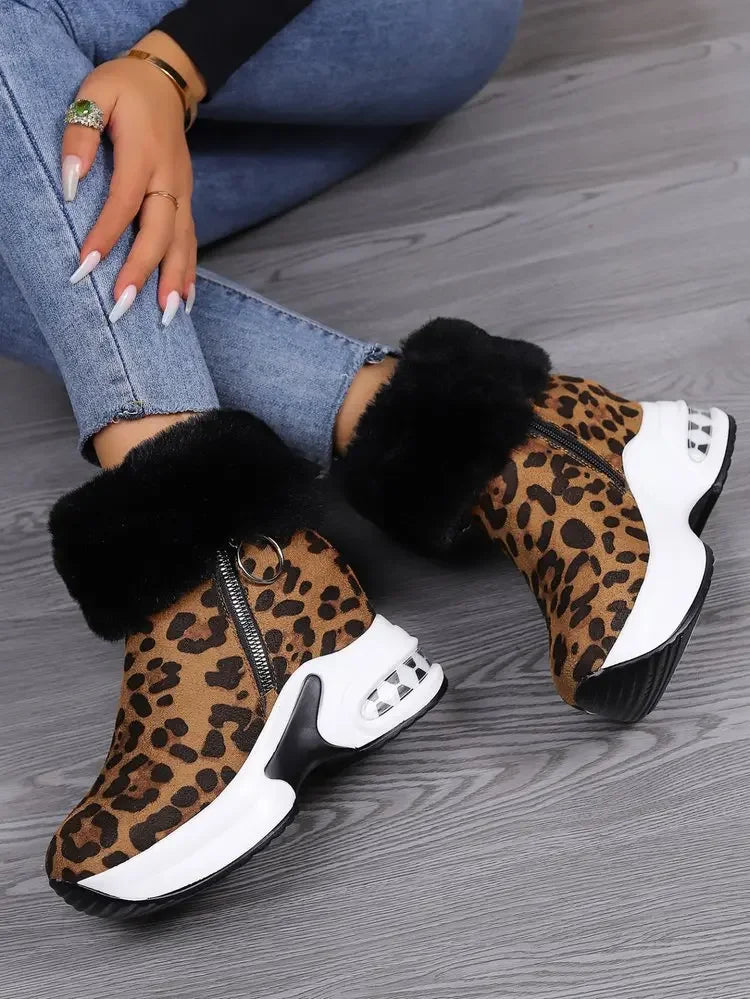 Damen Plateau Schneestiefel – Dicksohlige Winter Stiefeletten aus Kunst-Wildleder | Rutschfeste Knöchelstiefel mit Kunstfellfutter Größe 43 Kaufschwan®