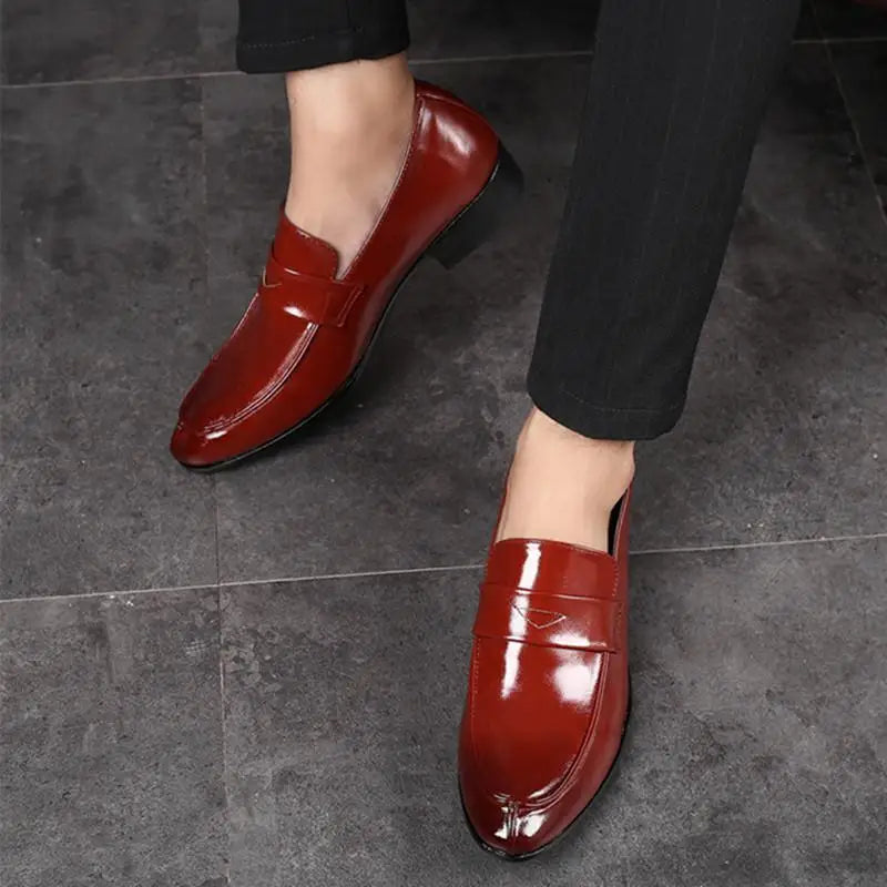 Herren Business-Loafer mit Spitze – Elegante Slip-On Lederschuhe | Formelle Freizeitschuhe Kaufschwan®
