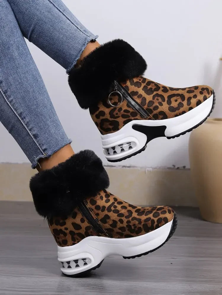Damen Plateau Schneestiefel – Dicksohlige Winter Stiefeletten aus Kunst-Wildleder | Rutschfeste Knöchelstiefel mit Kunstfellfutter Größe 43 Kaufschwan®