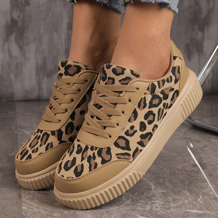 Damen Sneaker mit Leopardenmuster – Retro Chunky Casual Schuhe | Bequemes Flach-Design & Vielseitige Mode Kaufschwan®