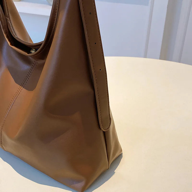 Große Damen Tote Tasche für Eine Schulter – Lässige & Vielseitige Crossbody Handtasche | Modische Schlichte City Tasche