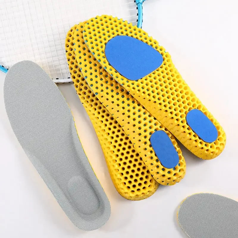 Weiche Memory Einlegesohlen | Atmungsaktive Mesh Sporteinlagen für Damen & Herren | Dämpfung & Fußgewölbeunterstützung Kaufschwan®