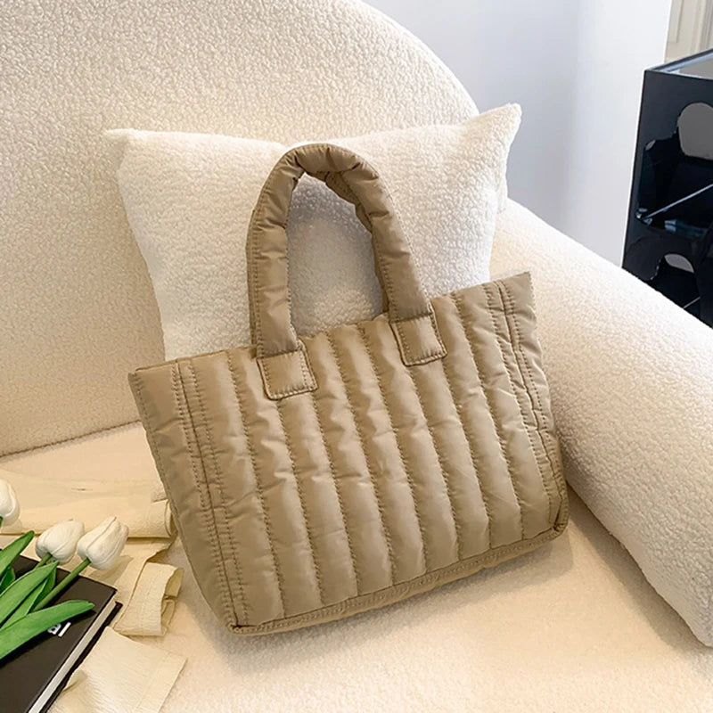 Damen Tote Bag – Gestepptes Nylon mit Baumwollpolsterung | Einfarbige Casual Fashion Schultertasche Kaufschwan®