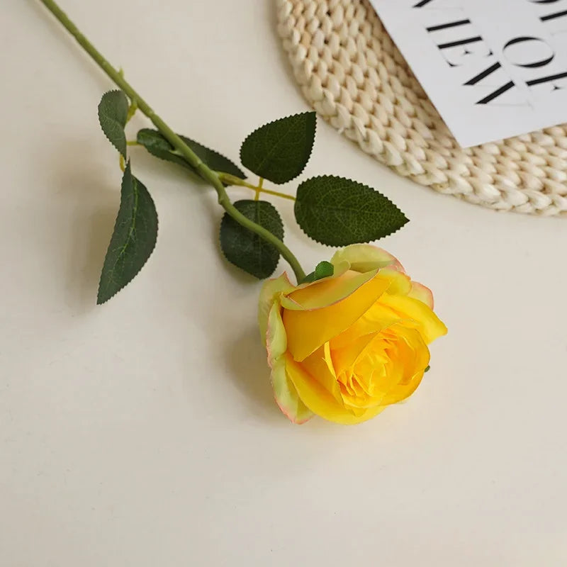 8CM Künstliche Rosen – Plastik Juana Blumenstrauß für Valentinstag, Hochzeit, Wohnzimmer & Esstisch Dekoration Kaufschwan® Gelb