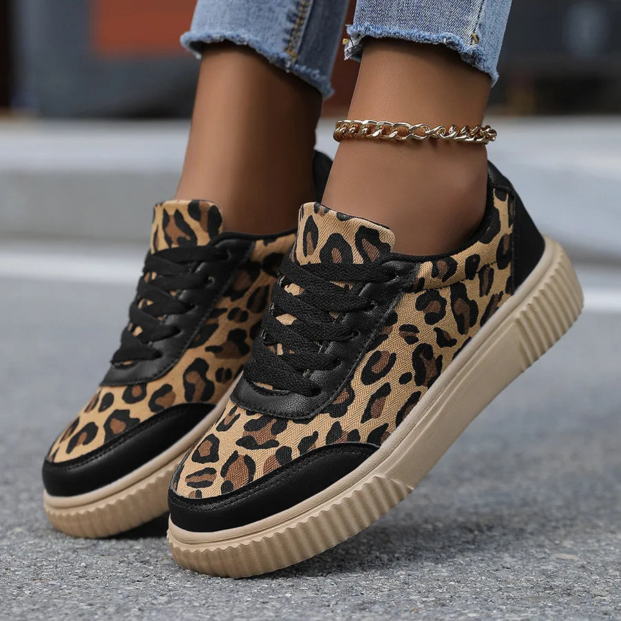 Damen Sneaker mit Leopardenmuster – Retro Chunky Casual Schuhe | Bequemes Flach-Design & Vielseitige Mode Kaufschwan®