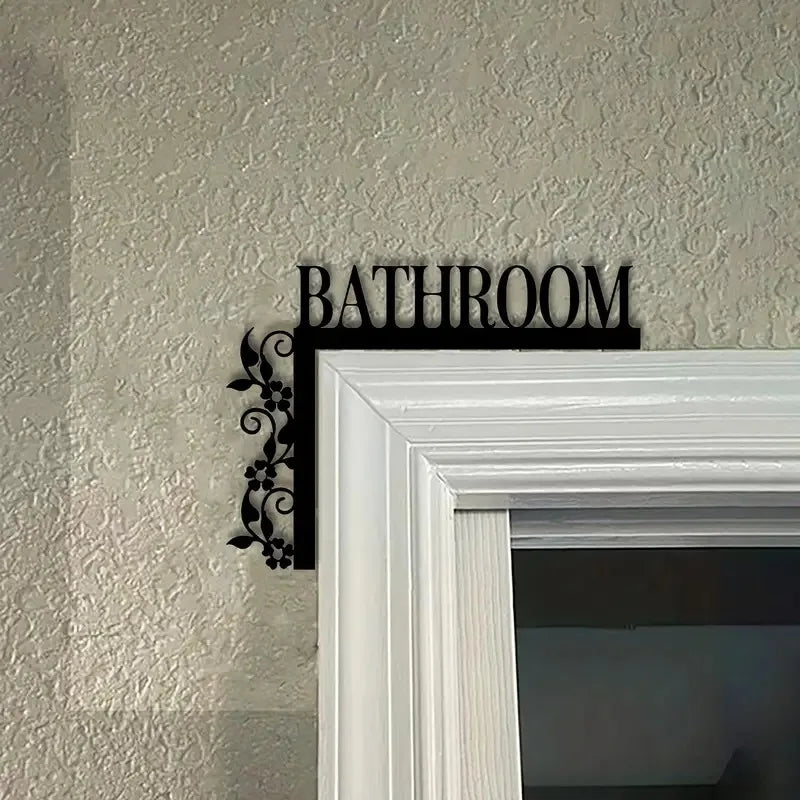 Elegantes Metall Badezimmer Türschild – Wandmontierte Eisen Dekoplakette mit Blumendesign Kaufschwan®