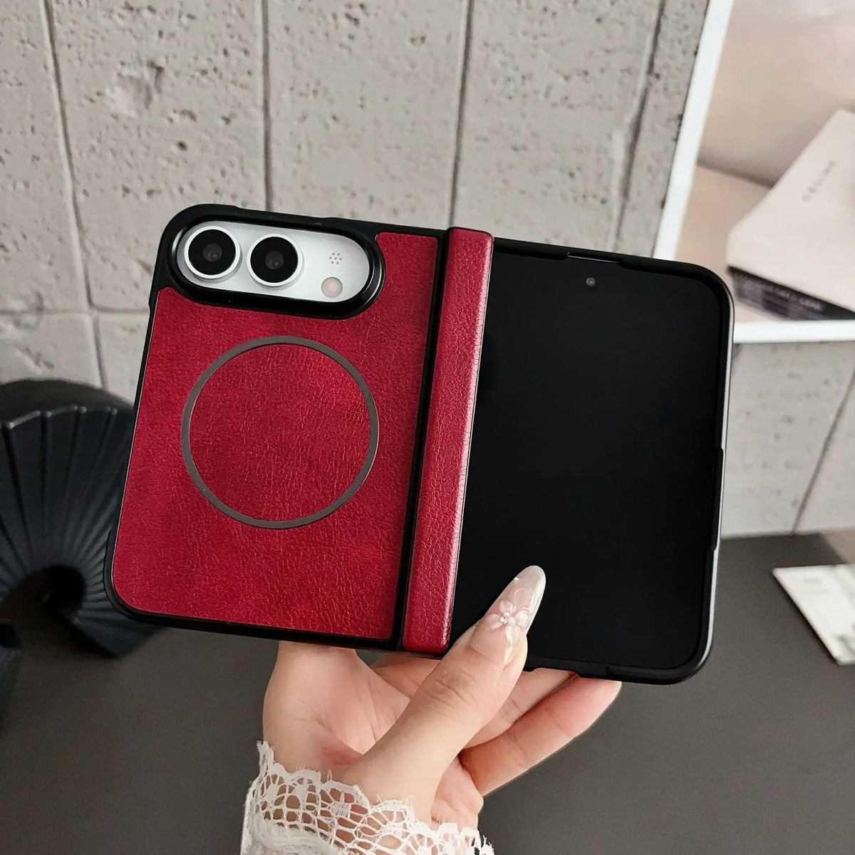 Hochwertige Magnetische Schutzhülle in Lederoptik für iPhone Duo – MagSafe-Kompatible Rundumschutzhülle mit Scharnier- und Stoßschutz Kaufschwan®