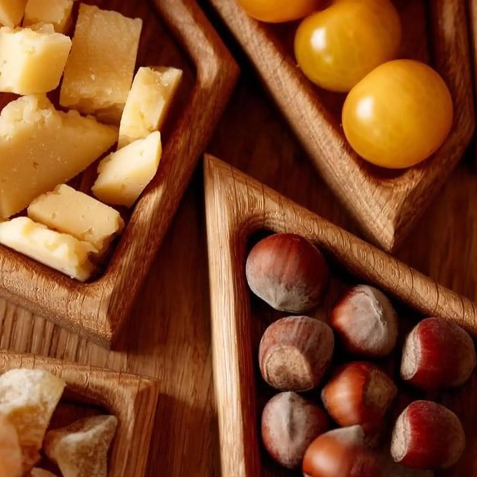 Holz Serviertablett Charcuterie Board – 8-blättrige Abnehmbare Snackplatte | Natürliches Holz Puzzle Tablett für Küche & Frühstück Kaufschwan®