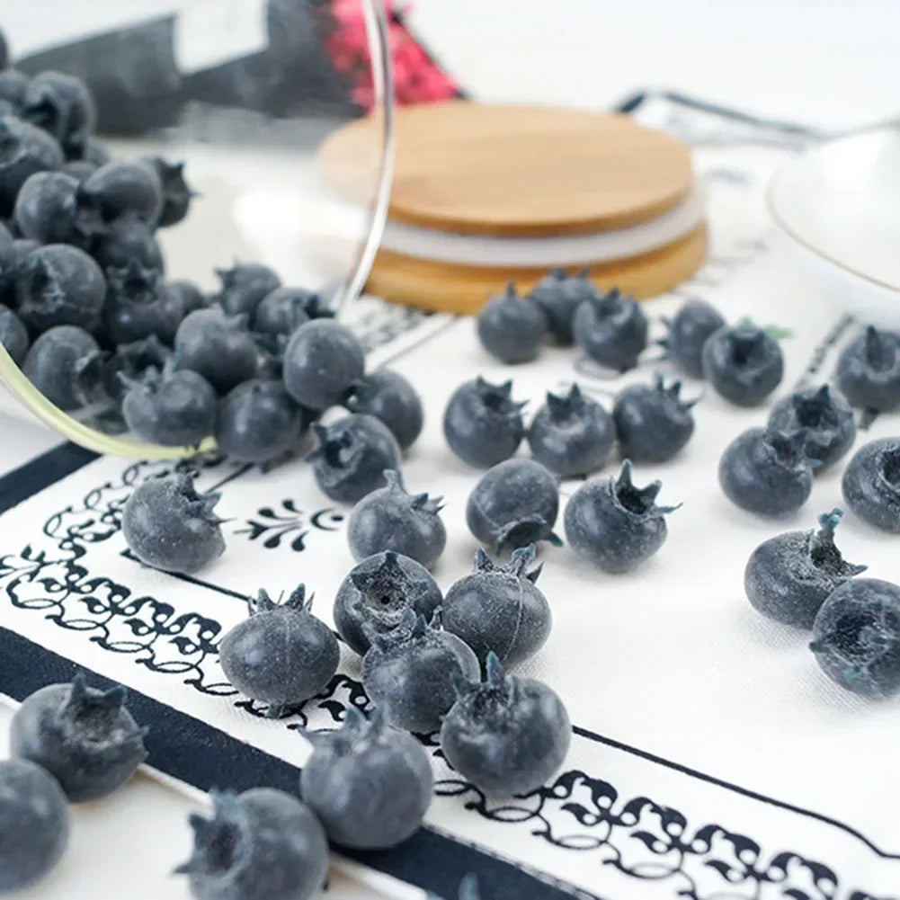 20 Stück Künstliche Blaubeeren – Hochrealistische Plastik Blaubeer-Dekoration für Zuhause, Fotografie & Obstladen Kaufschwan®