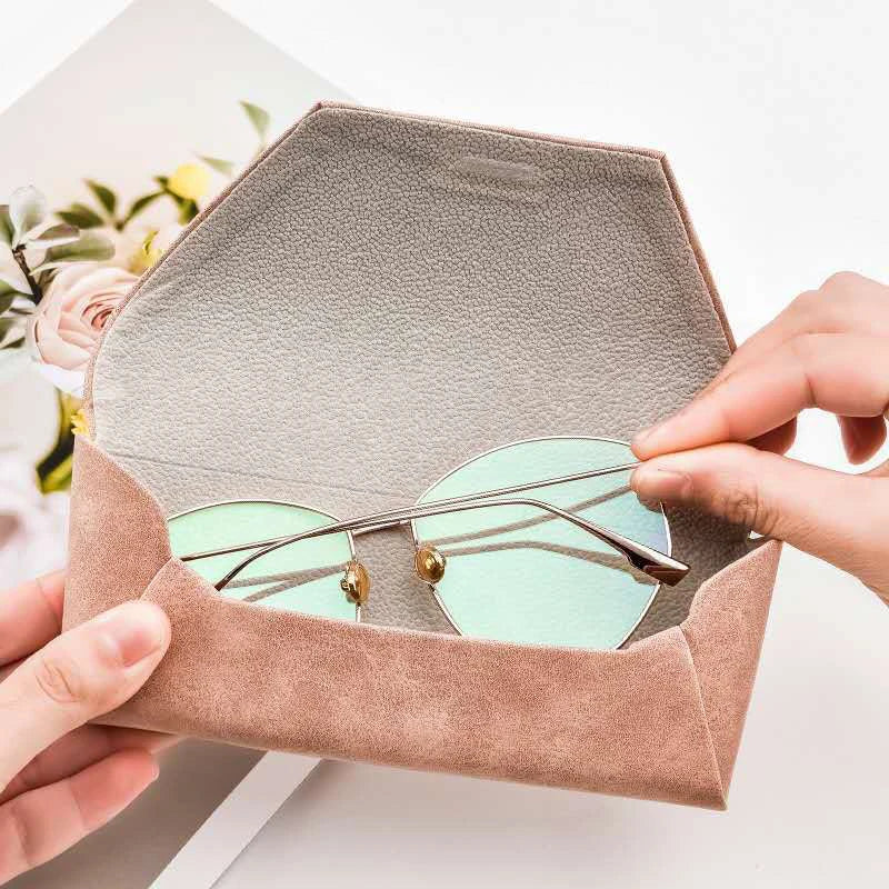 Tragbare PU Leder Brillentasche – Weiches Sonnenbrillen Etui Organizer für Damen und Herren Kaufschwan®