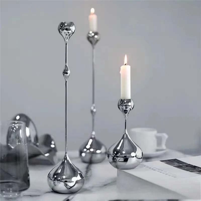 Silberner Metall Kerzenhalter – Romantischer Kunst Kerzenständer für Esstisch, Hochzeit & Fotografie Kaufschwan® Silber