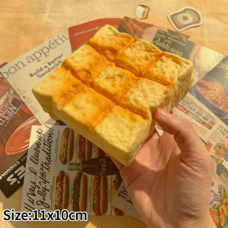 Buttertoast-Squishy – Weiches Langsam Rückfederndes Brot-Knautschspielzeug, Fidget- & Sensorikspielzeug für Entspannung, Deko & Geschenk