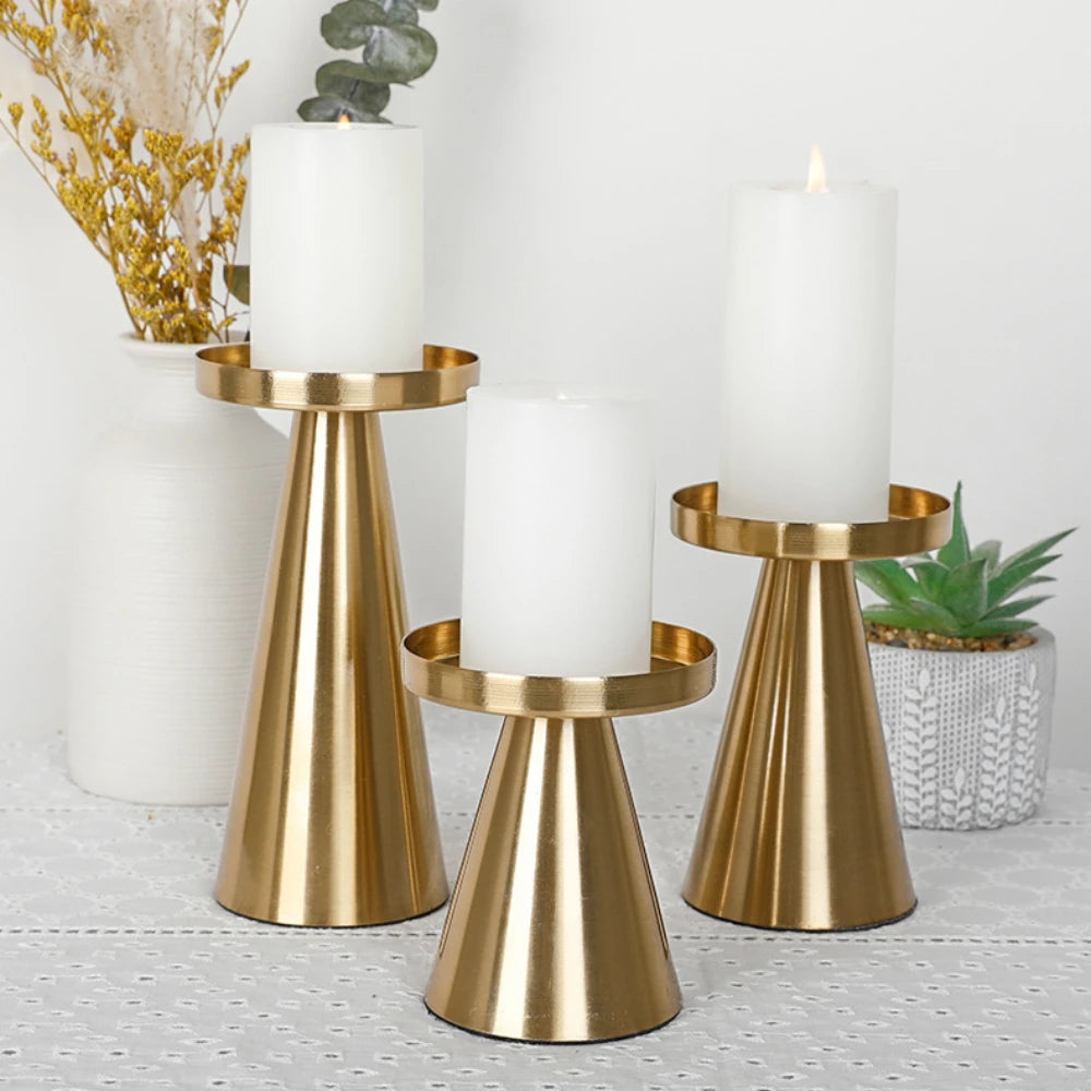 Goldener Kerzenhalter 3-in-1 Set – Luxuriöser Metall Kerzenständer für Stumpen- & Stabkerzen, Hochzeitsdeko & Valentinstag Geschenk Kaufschwan®