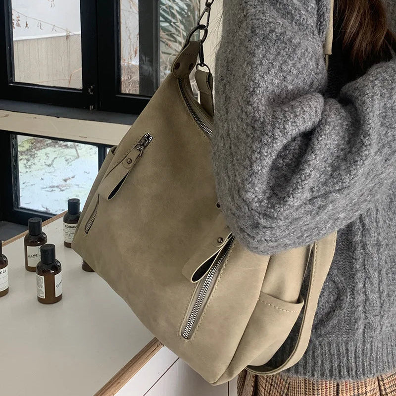 Damen Crossbody Tasche Luxus Designer – Schräge Umhängetasche & Schultertasche | Große Retro Hobo Tasche aus Mattem PU Leder Kaufschwan®