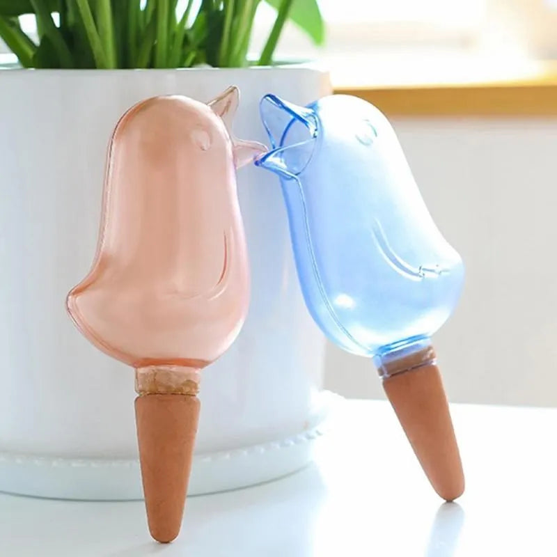 Automatische Pflanzenbewässerung im Vogel Design – Selbstbewässernder Pflanzenspike | Tropfbewässerungssystem für Zimmerpflanzen & Blumentöpfe Kaufschwan®