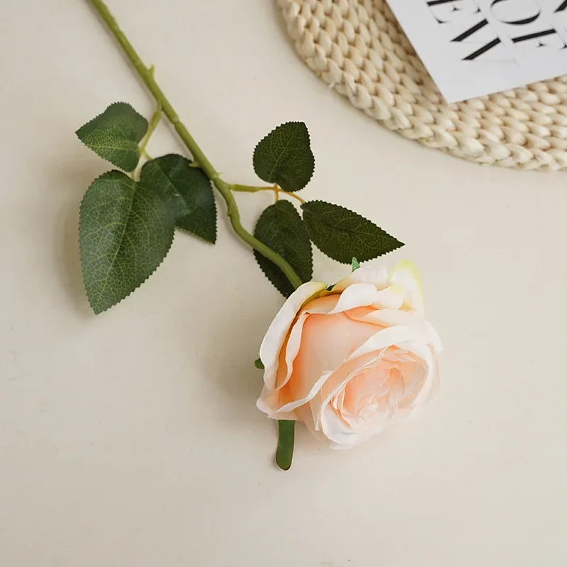 8CM Künstliche Rosen – Plastik Juana Blumenstrauß für Valentinstag, Hochzeit, Wohnzimmer & Esstisch Dekoration Kaufschwan® Cremefarben