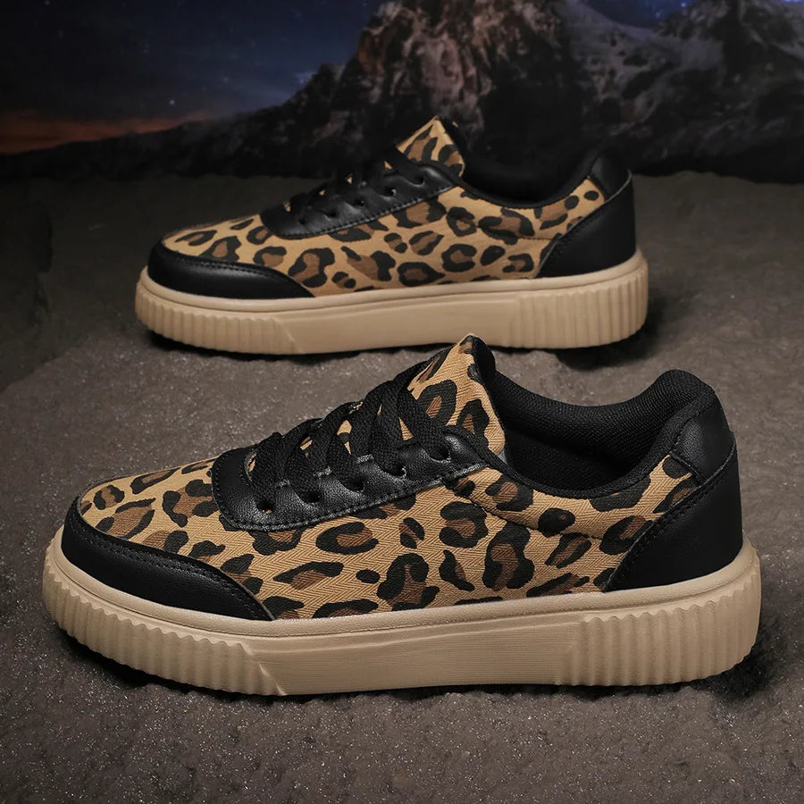Damen Sneaker mit Leopardenmuster – Retro Chunky Casual Schuhe | Bequemes Flach-Design & Vielseitige Mode Kaufschwan®