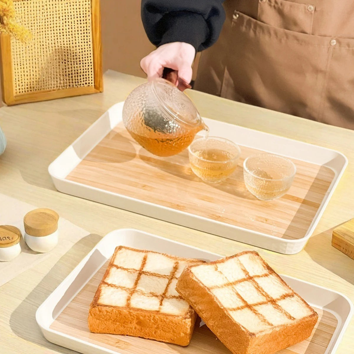 Großes Rechteckiges Kunststoff-Tablett – Wiederverwendbares Servier- & Aufbewahrungs-Tablett für Tee, Desserts, Obst & Küche Kaufschwan®