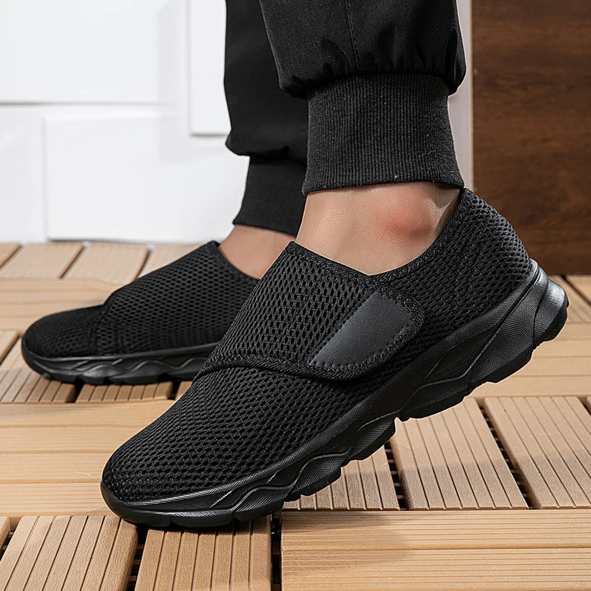 Damen Weitgeschnittene Sneaker – Atmungsaktive Mesh Freizeitschuhe | Bequeme Flache Schuhe für Damen Kaufschwan®