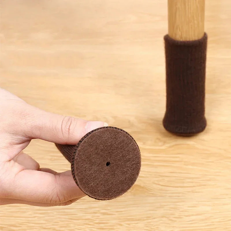 24 Stück Mehrfarbige Gestrickte Silikon Stuhlbein Socken – Anti-Rutsch Möbelbeinüberzüge für Bodenschutz | Verhindern Kratzer & Reduzieren Geräusche Kaufschwan®