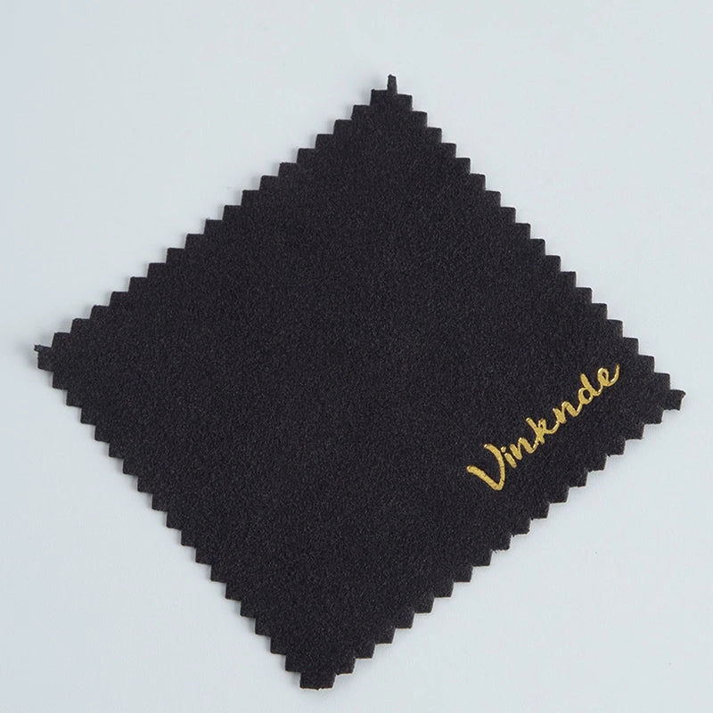 50 Stück Silber Poliertücher mit geprägtem Logo – 8×8cm Mikrofaser-Wildleder Stoff | Schmuckreiniger für Silber, Gold & Accessoires Kaufschwan® Schwarz Mit Logo