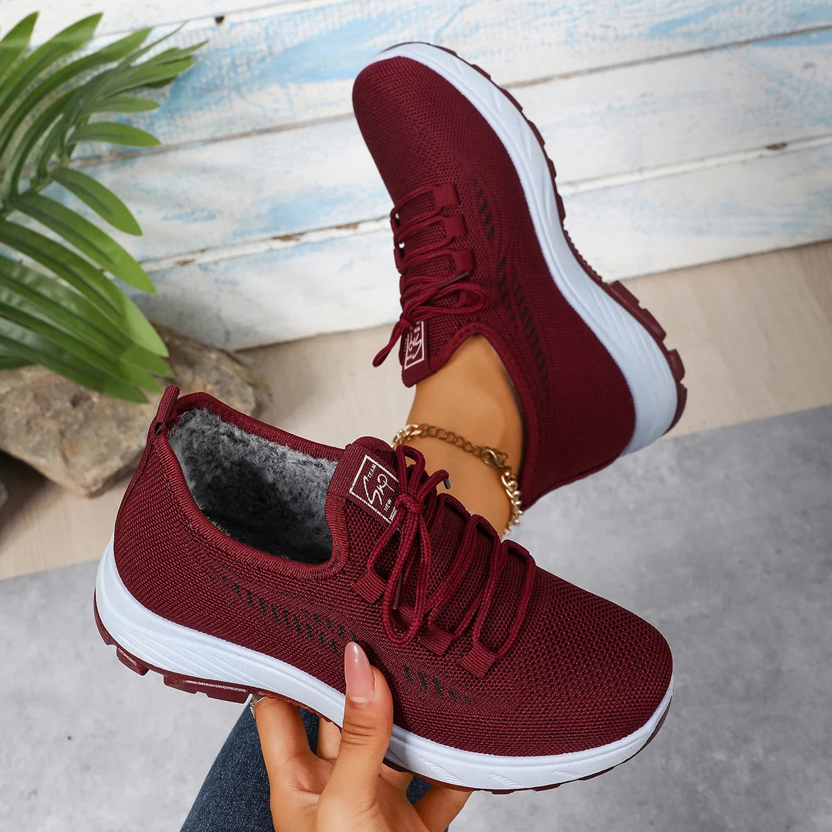 Damen Sportschuhe – Atmungsaktive Slip-On Freizeitschuhe mit Kunstfell Futter | Weiche Rutschfeste Winter Schuhe Kaufschwan®