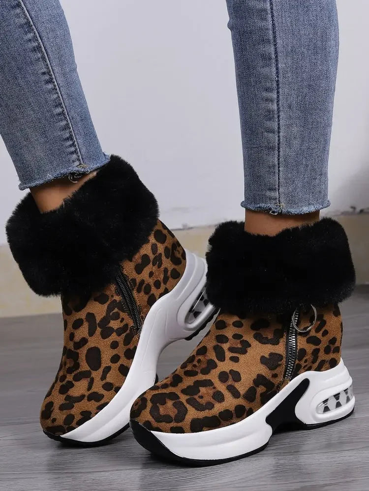 Damen Plateau Schneestiefel – Dicksohlige Winter Stiefeletten aus Kunst-Wildleder | Rutschfeste Knöchelstiefel mit Kunstfellfutter Größe 43 Kaufschwan®