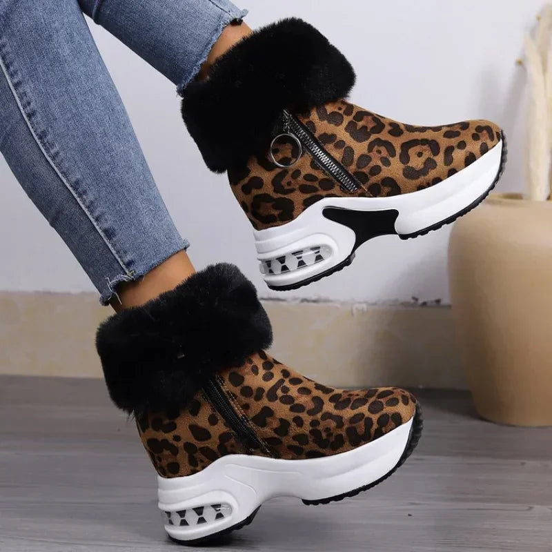 Damen Plateau Schneestiefel – Dicksohlige Winter Stiefeletten aus Kunst-Wildleder | Rutschfeste Knöchelstiefel mit Kunstfellfutter Größe 43 Kaufschwan®